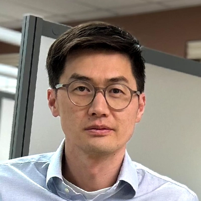 Orthodontist David Choi Headshot